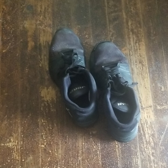 Shoes - Picture 1 of 3